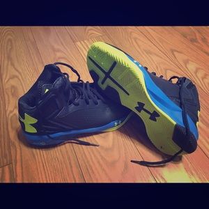 Under Armour Mens Tennis Shoes Size 8